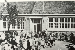 School met de Bijbel - 1957 - Klassenfoto